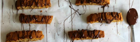 Biscoitos de Maça e Canela com Licor de Canela